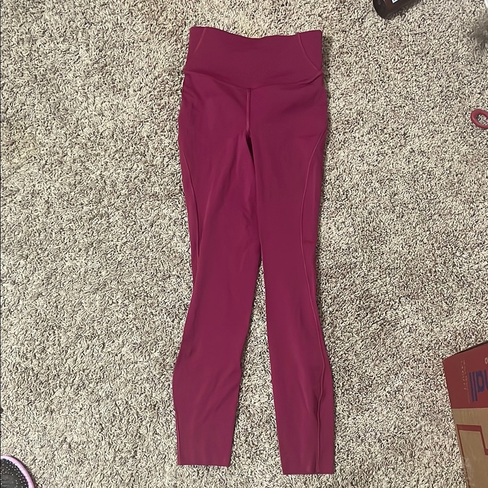 Lululemon Base Pace High-Rise Running Tight 25"
Pomegranate